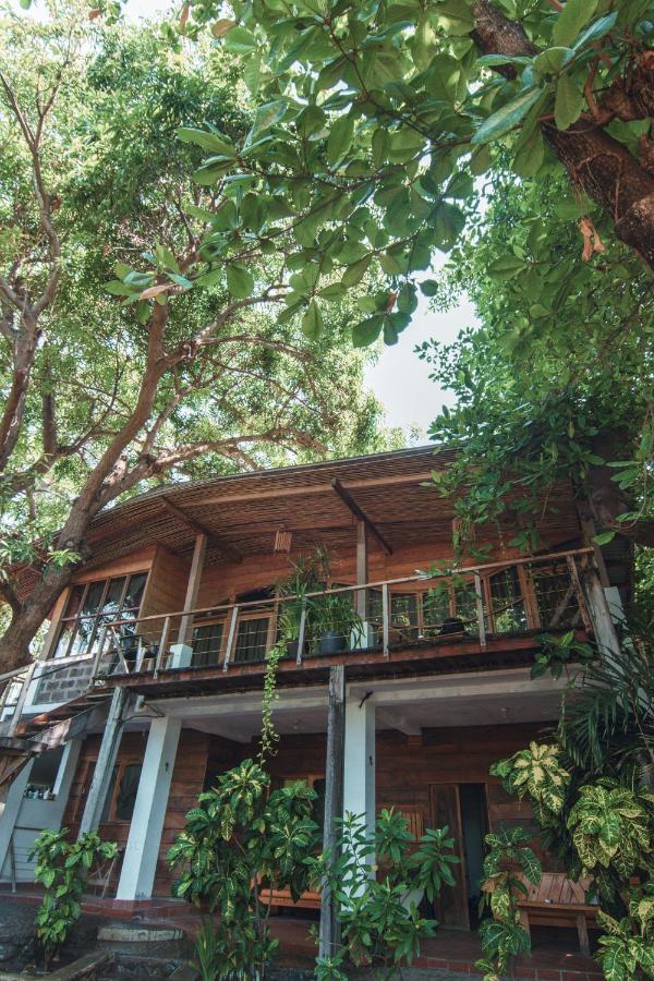 Esencia Nativa Hotel El Zonte Exterior photo